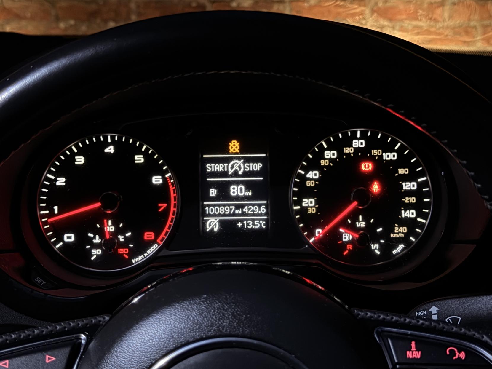 Audi A1 1.4 TFSI S line Hatchback 3dr Petrol S Tronic Euro 5 (s/s) (122 ps)