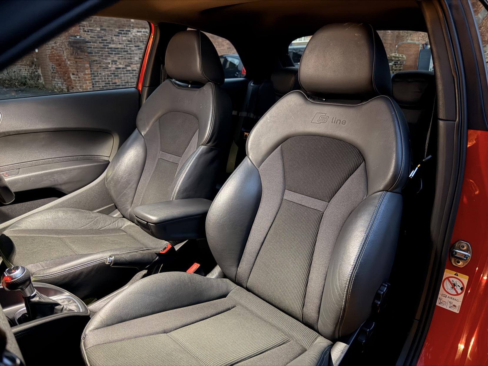 Audi A1 1.4 TFSI S line Hatchback 3dr Petrol S Tronic Euro 5 (s/s) (122 ps)