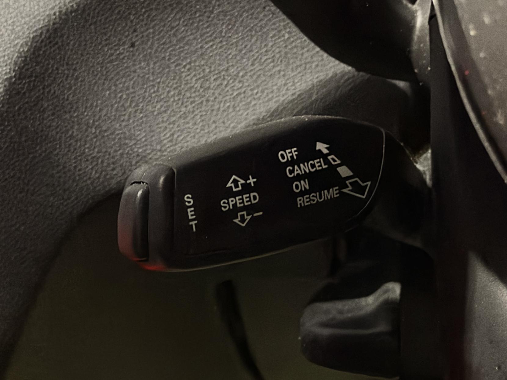 Audi A1 1.4 TFSI S line Hatchback 3dr Petrol S Tronic Euro 5 (s/s) (122 ps)