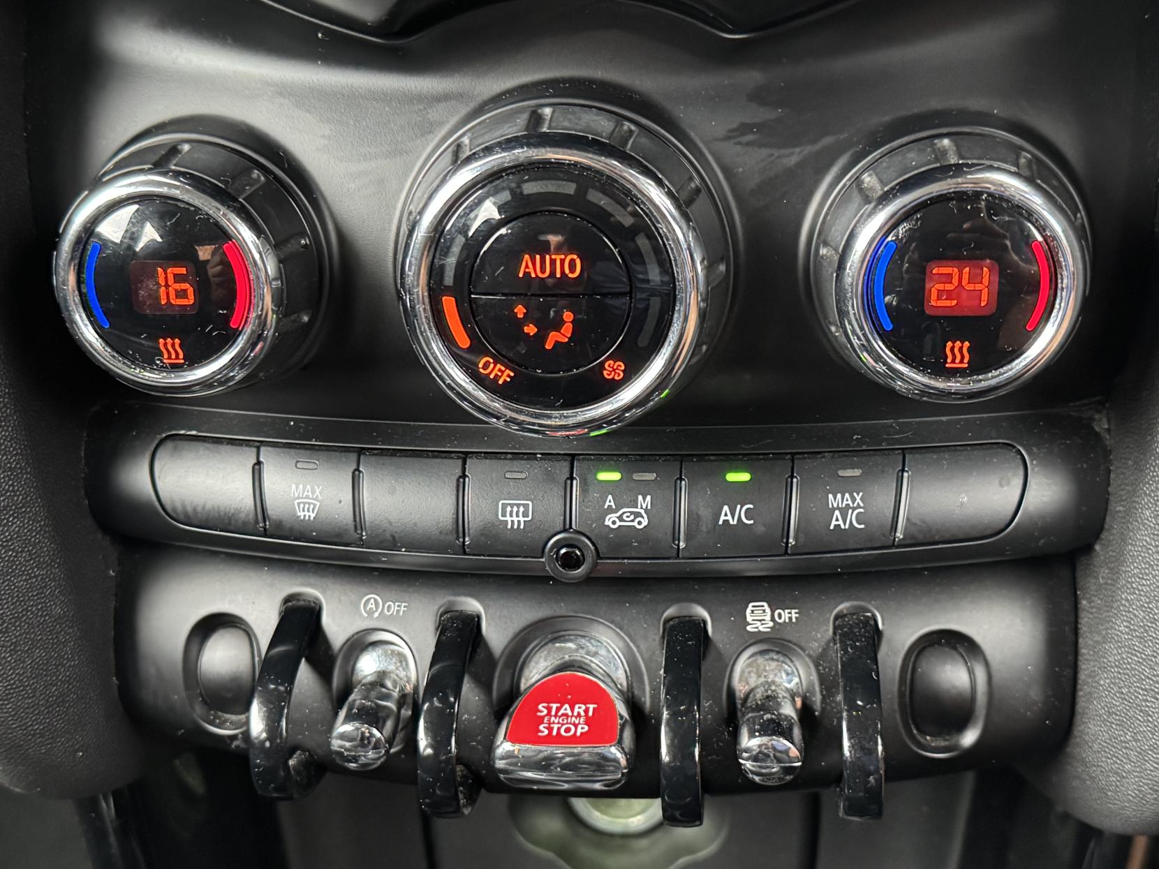 MINI Hatch 1.5 Cooper D Hatchback 3dr Diesel Manual Euro 6 (s/s) (116 ps)