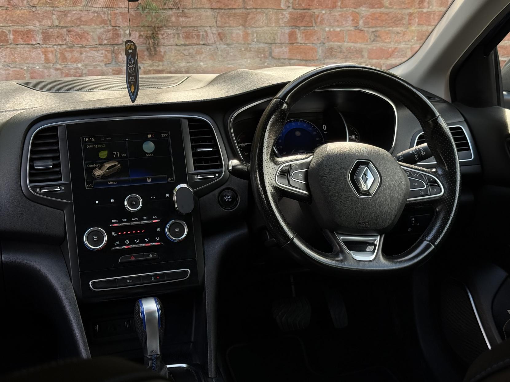 Renault Megane 1.2 TCe GT Line Nav Hatchback 5dr Petrol EDC Euro 6 (130 ps)