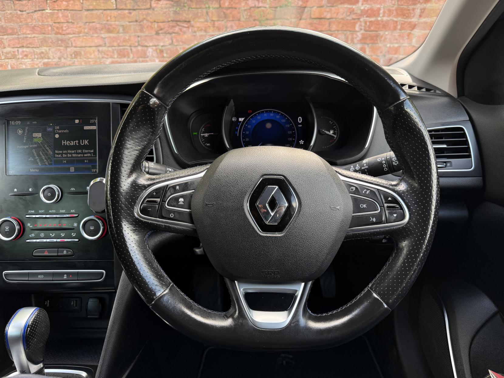 Renault Megane 1.2 TCe GT Line Nav Hatchback 5dr Petrol EDC Euro 6 (130 ps)