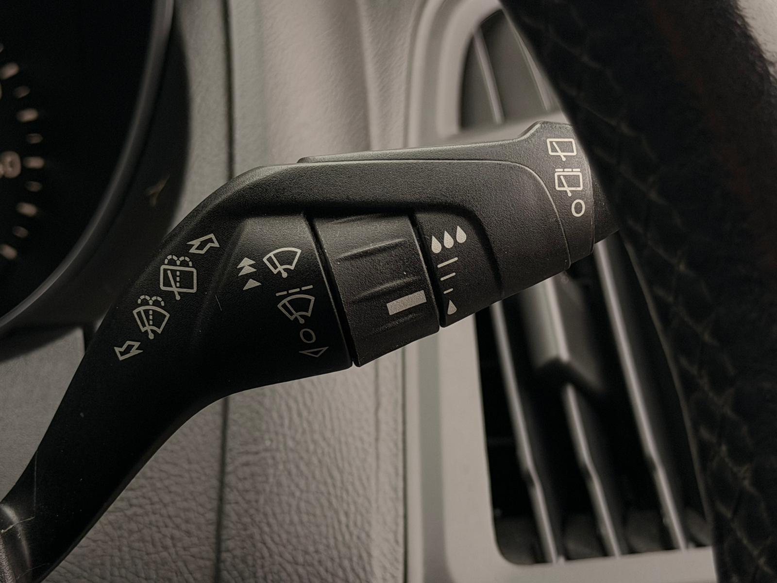 Ford Focus 1.0T EcoBoost Zetec Hatchback 5dr Petrol Manual Euro 6 (s/s) (125 ps)