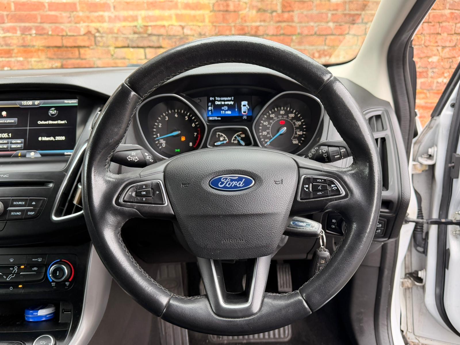 Ford Focus 1.0T EcoBoost Zetec Hatchback 5dr Petrol Manual Euro 6 (s/s) (125 ps)