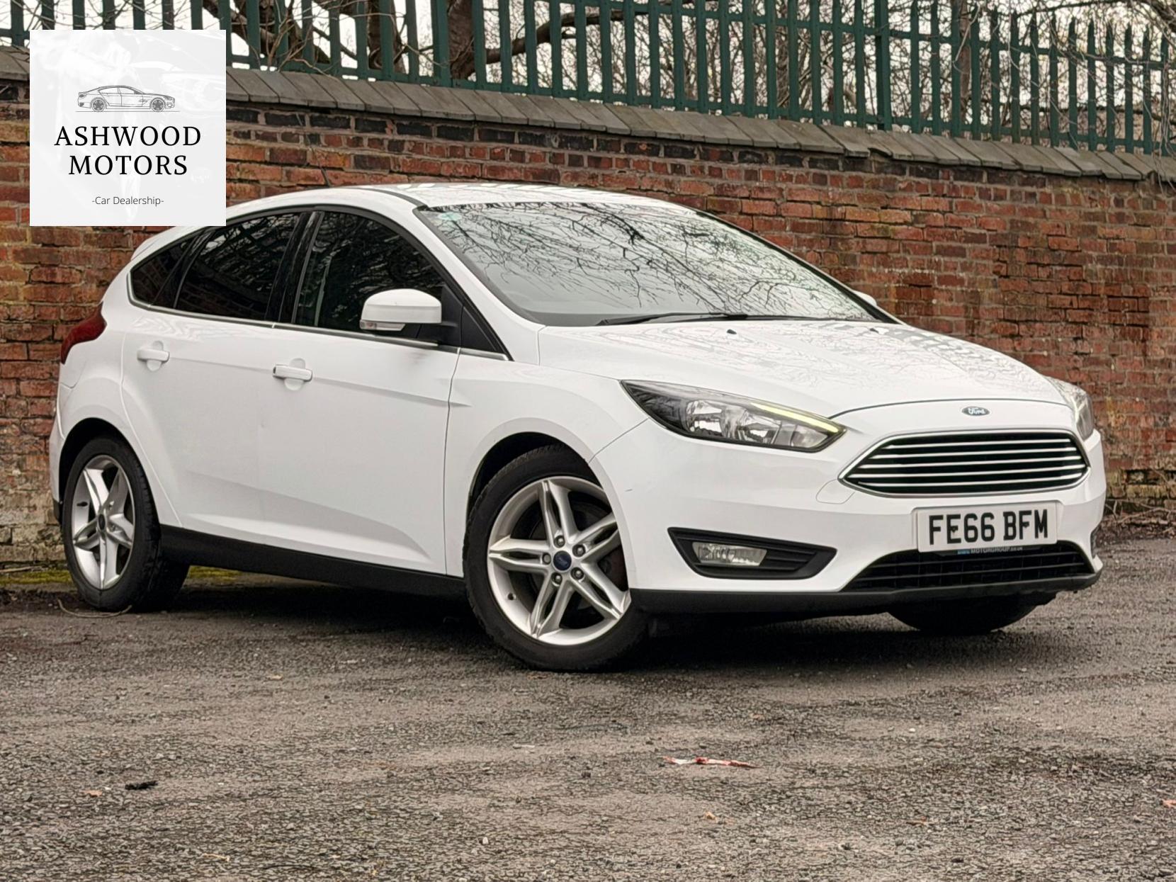 Ford Focus 1.0T EcoBoost Zetec Hatchback 5dr Petrol Manual Euro 6 (s/s) (125 ps)