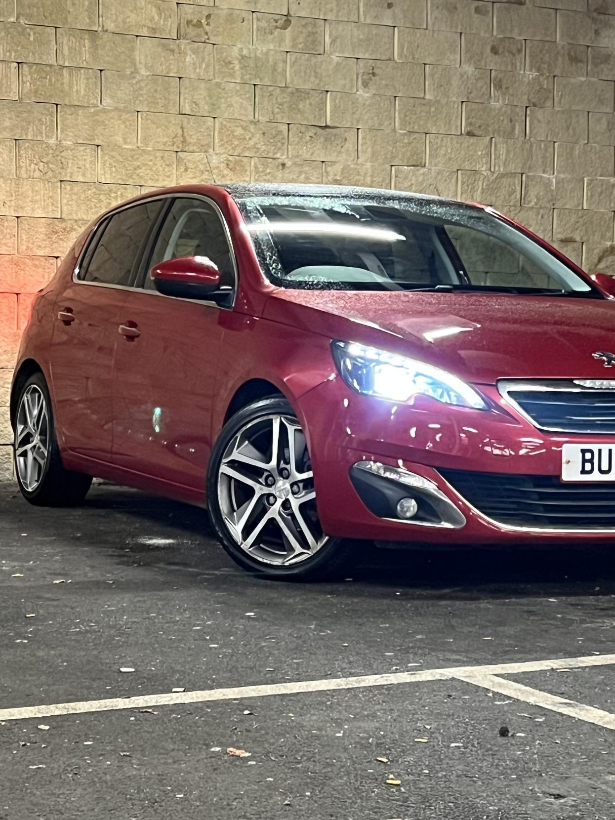 Peugeot 308 1.6 e-HDi Feline Hatchback 5dr Diesel Manual Euro 5 (s/s) (115 ps)