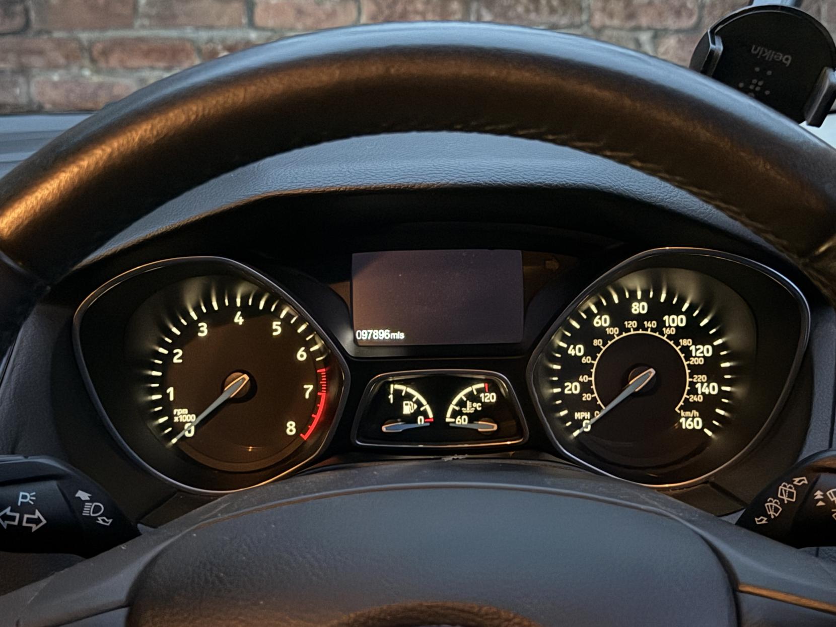 Ford Focus 1.0T EcoBoost Zetec Hatchback 5dr Petrol Manual Euro 6 (s/s) (125 ps)