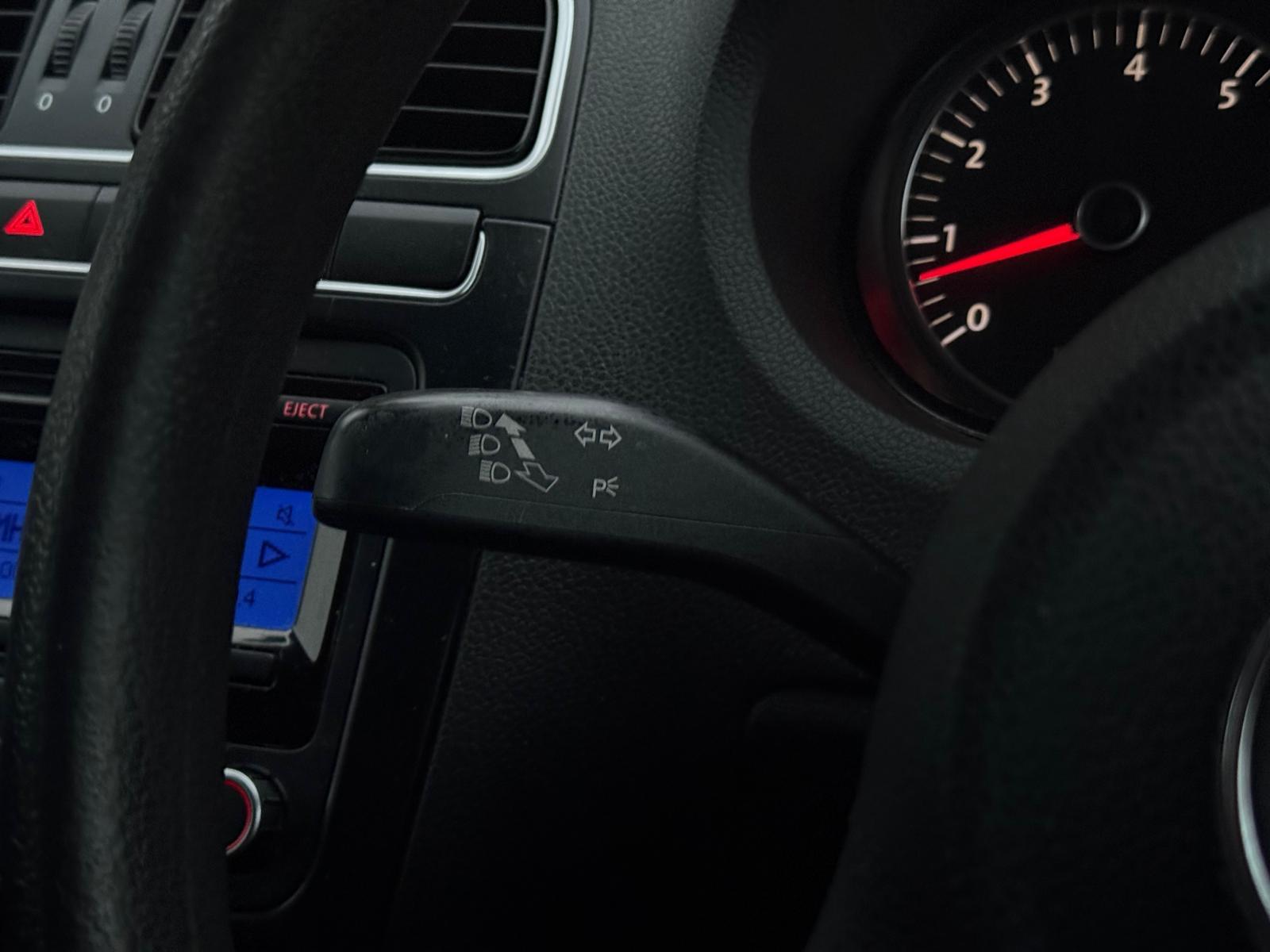 Volkswagen Polo 1.4 SE Hatchback 5dr Petrol DSG Euro 5 (85 ps)