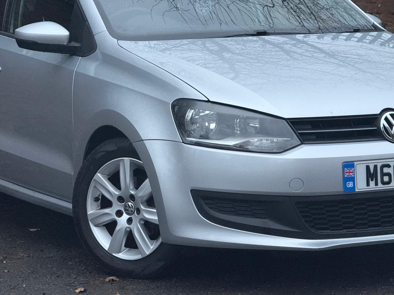 Volkswagen Polo 1.4 SE Hatchback 5dr Petrol DSG Euro 5 (85 ps)