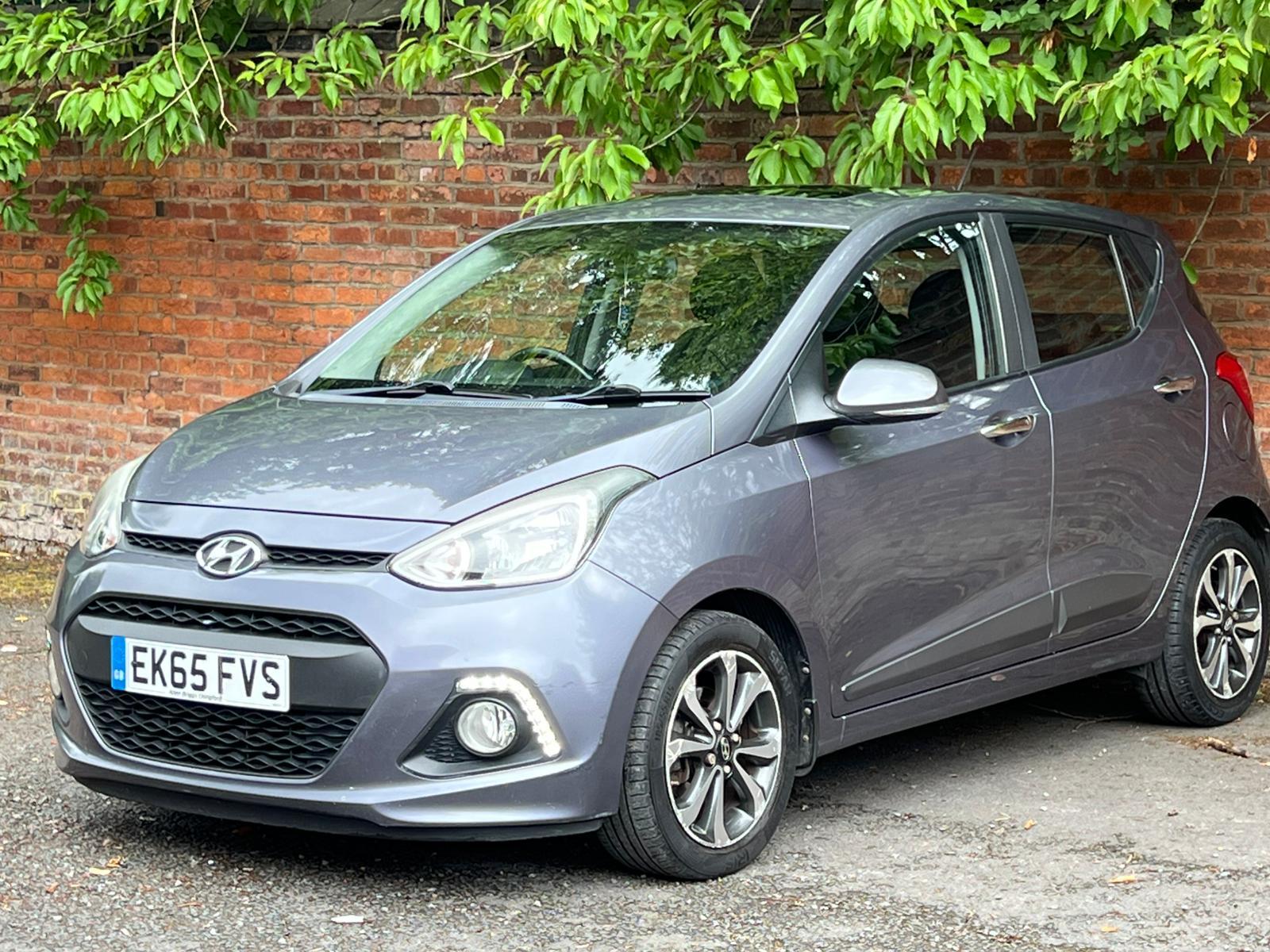 Hyundai i10 1.2 Premium SE Hatchback 5dr Petrol Auto Euro 5 (87 ps)
