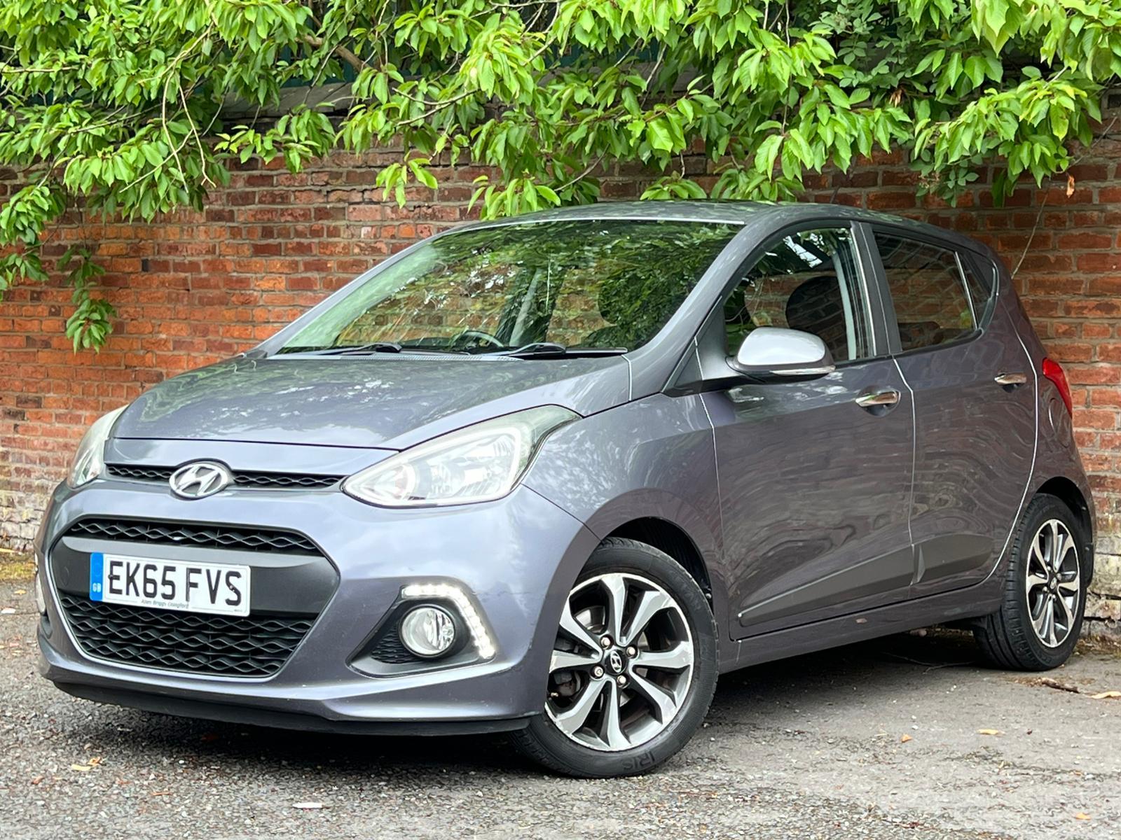 Hyundai i10 1.2 Premium SE Hatchback 5dr Petrol Auto Euro 5 (87 ps)