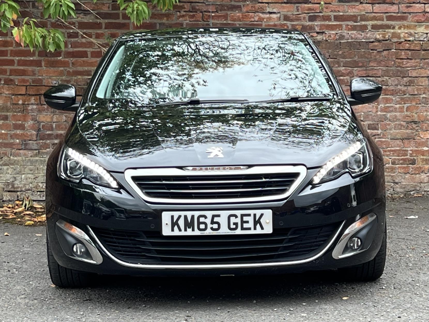 Peugeot 308 1.2 PureTech Allure Hatchback 5dr Petrol EAT Euro 6 (s/s) (130 ps)