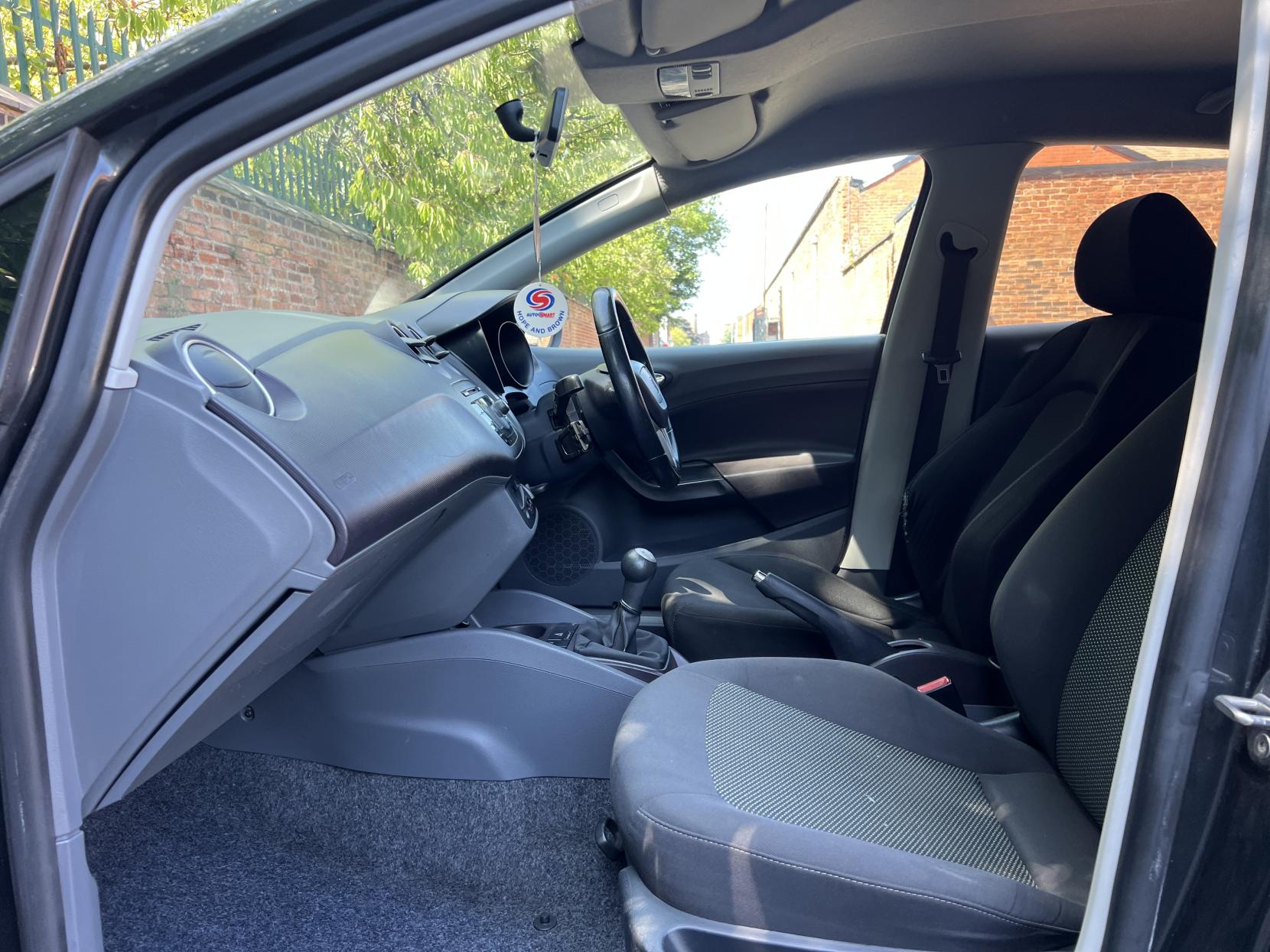 SEAT Ibiza 1.4 TDI Ecomotive Hatchback 5dr Diesel Manual Euro 4 (80 ps)