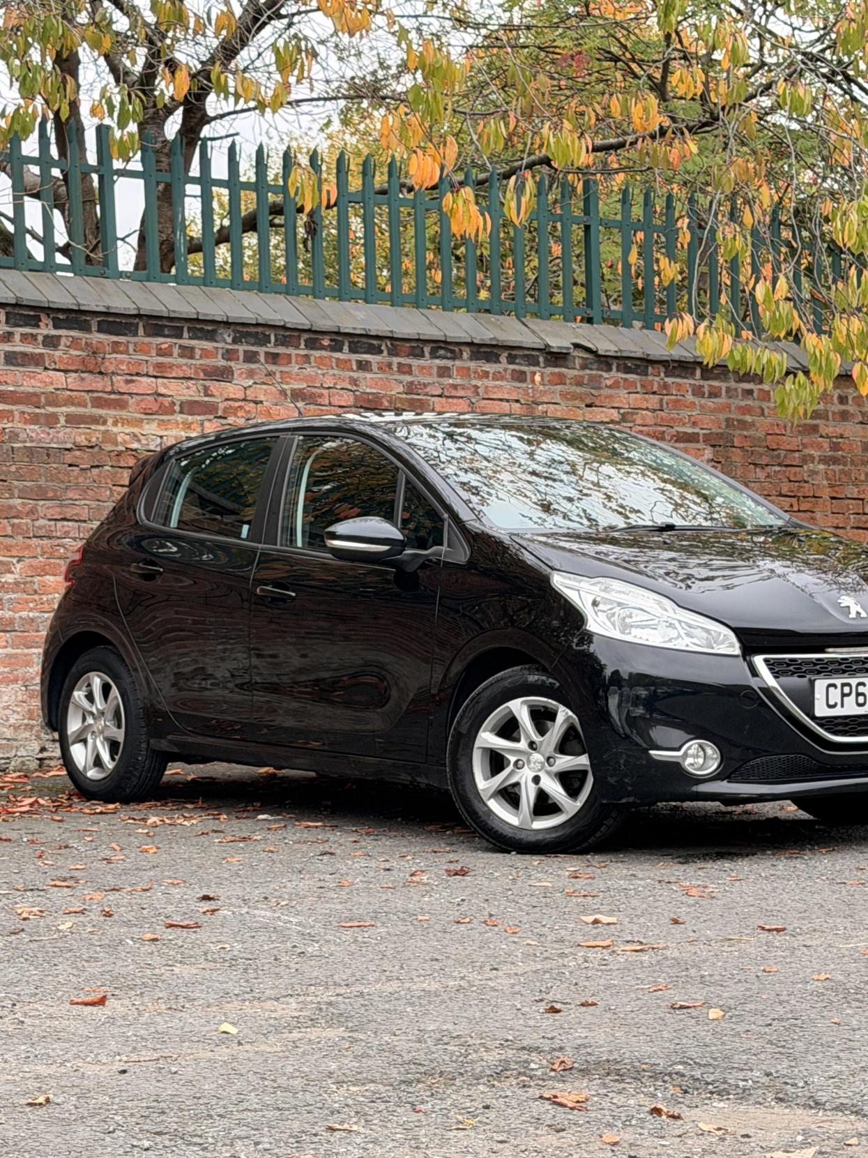 Peugeot 208 1.4 e-HDi Active Hatchback 5dr Diesel EGC Euro 5 (s/s) (70 ps)