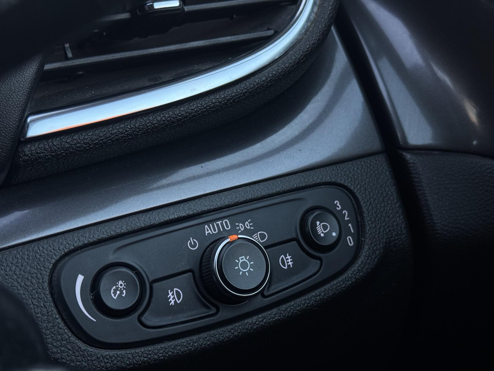 Vauxhall Mokka X 1.4i Turbo Elite Nav SUV 5dr Petrol Auto Euro 6 (140 ps)