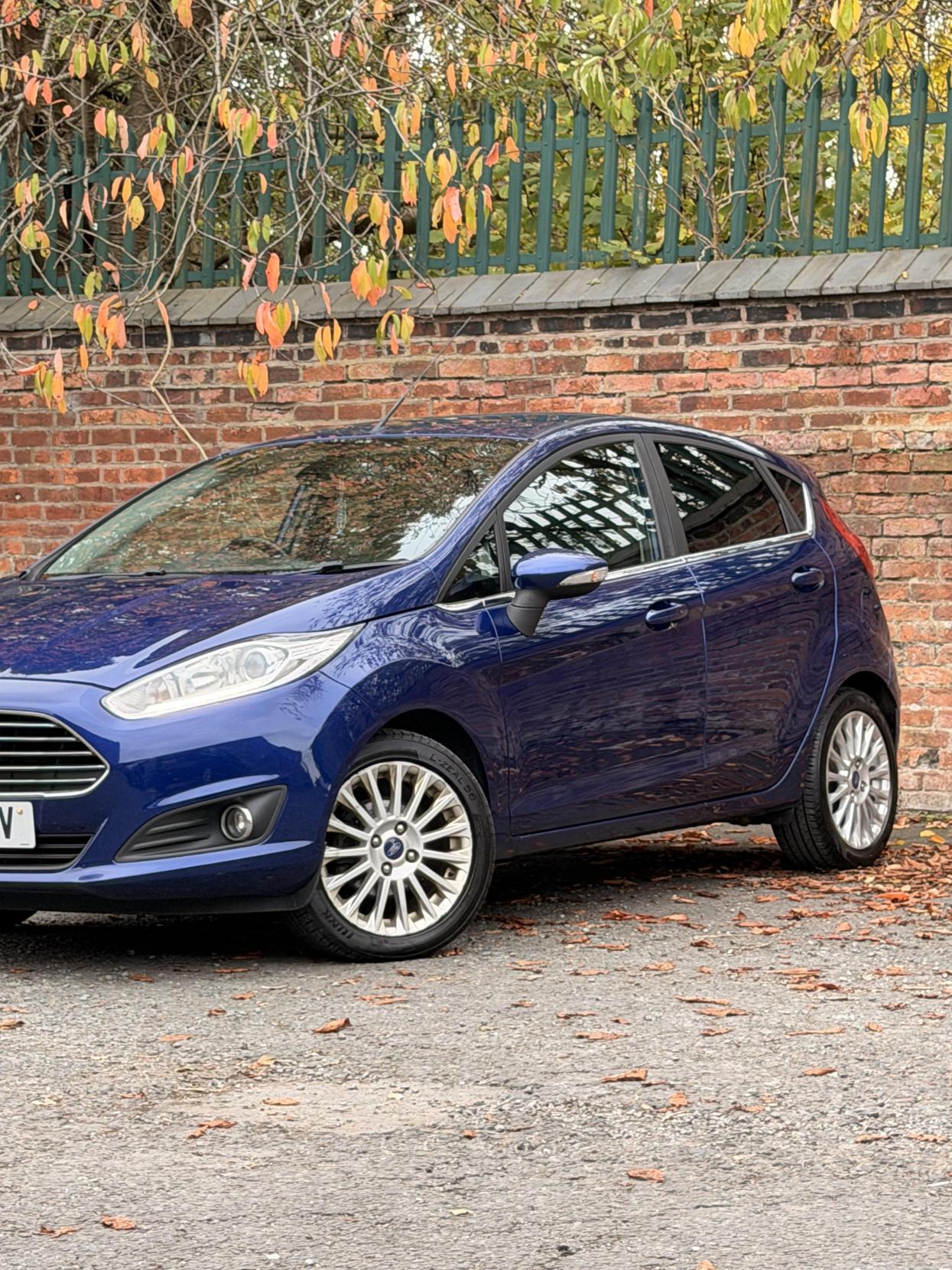 Ford Fiesta 1.0T EcoBoost Titanium Hatchback 5dr Petrol Manual Euro 5 (s/s) (125 ps)