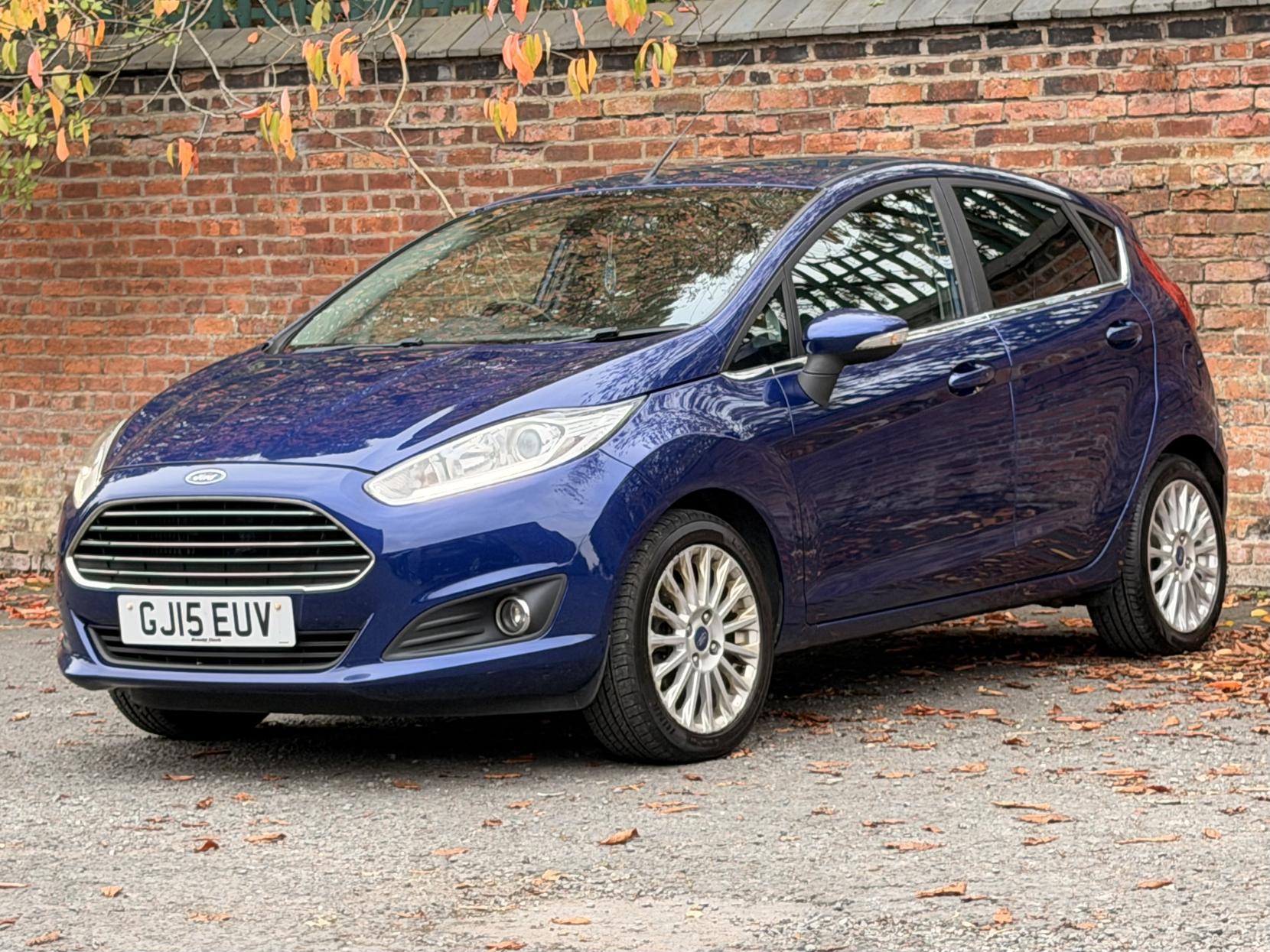 Ford Fiesta 1.0T EcoBoost Titanium Hatchback 5dr Petrol Manual Euro 5 (s/s) (125 ps)