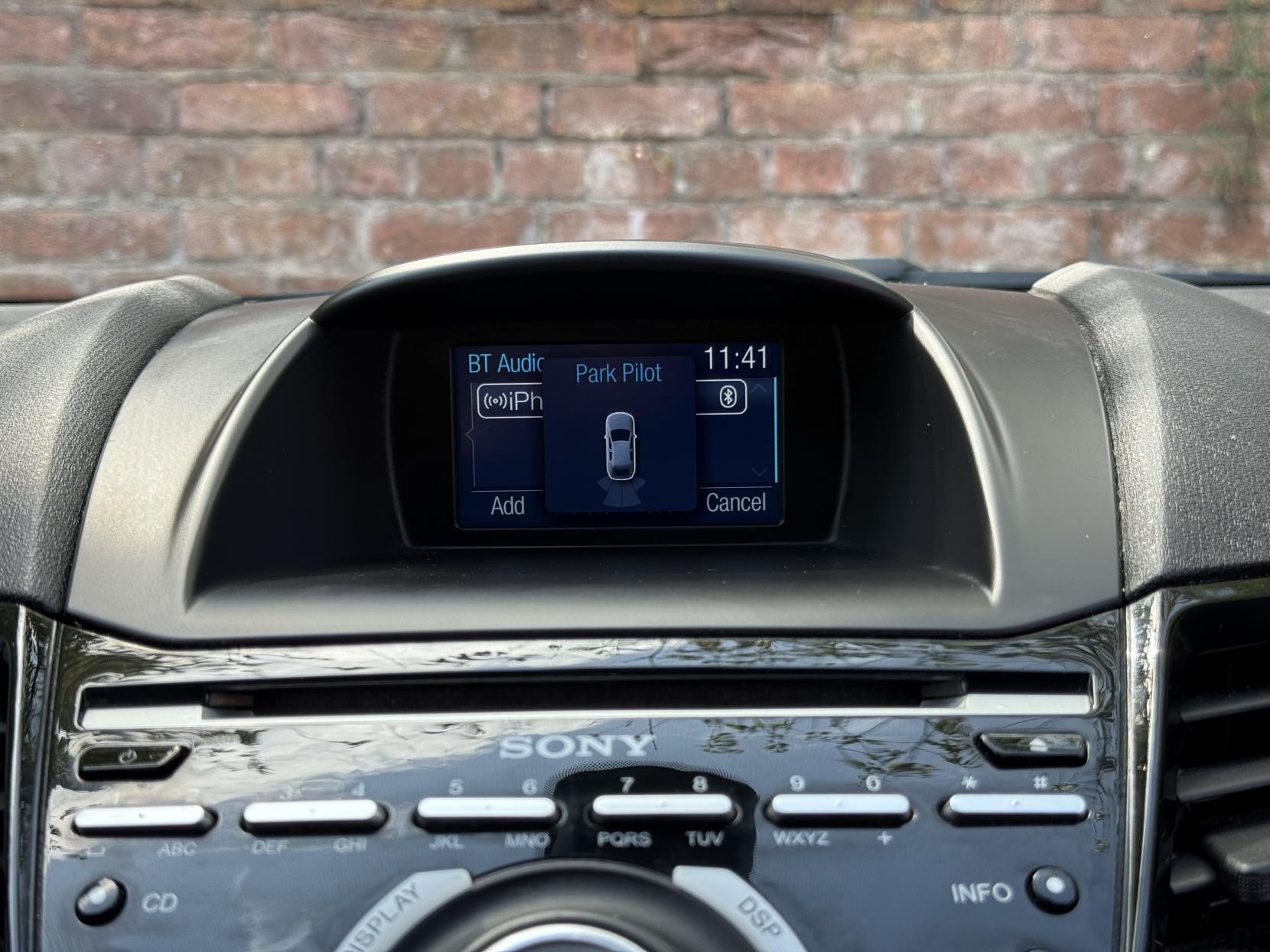 Ford Fiesta 1.0T EcoBoost Titanium Hatchback 5dr Petrol Powershift Euro 6 (100 ps)