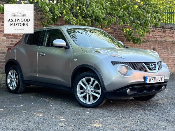 Nissan Juke 1.6 Tekna SUV 5dr Petrol CVT Euro 5 (117 ps)