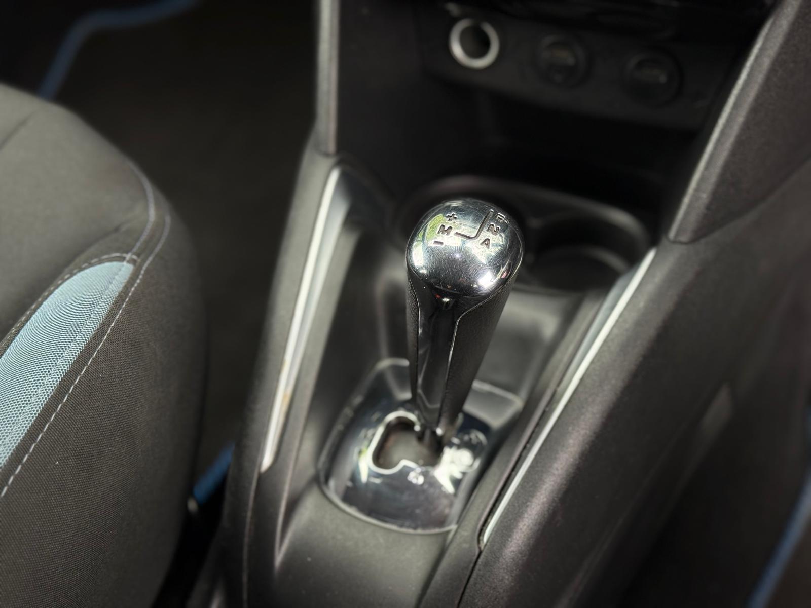 Peugeot 208 1.4 e-HDi Allure Hatchback 5dr Diesel EGC Euro 5 (s/s) (70 ps)