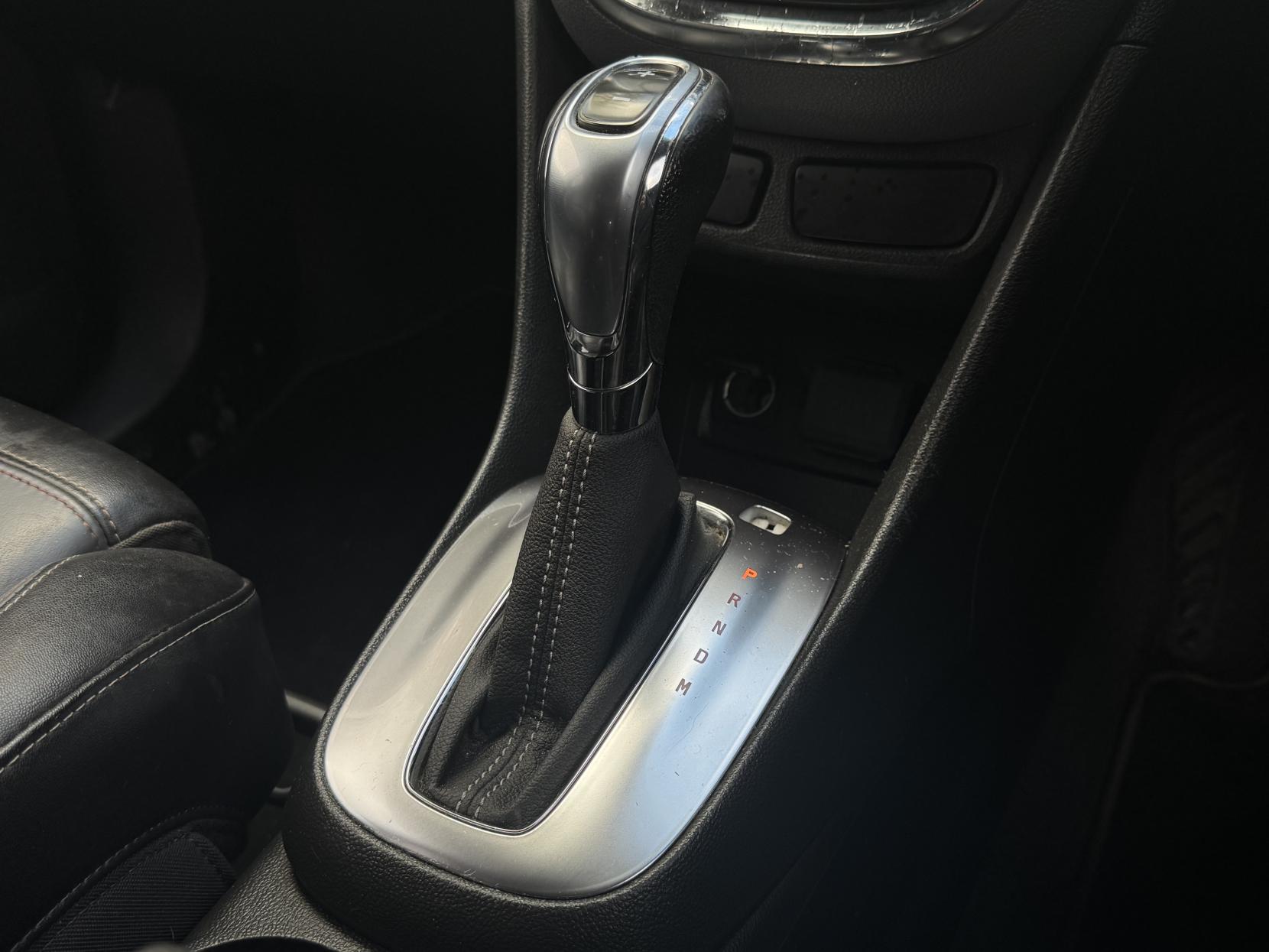 Vauxhall Mokka 1.7 CDTi SE SUV 5dr Diesel Auto 2WD Euro 5 (130 ps)