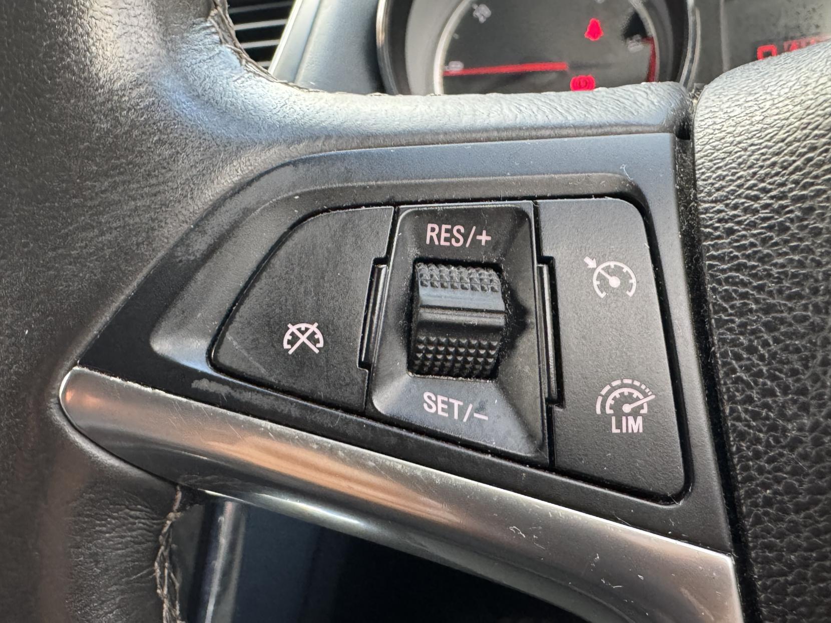 Vauxhall Mokka 1.7 CDTi SE SUV 5dr Diesel Auto 2WD Euro 5 (130 ps)