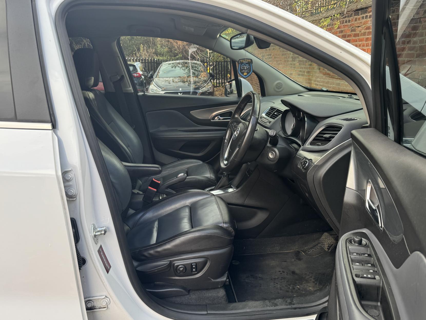 Vauxhall Mokka 1.7 CDTi SE SUV 5dr Diesel Auto 2WD Euro 5 (130 ps)