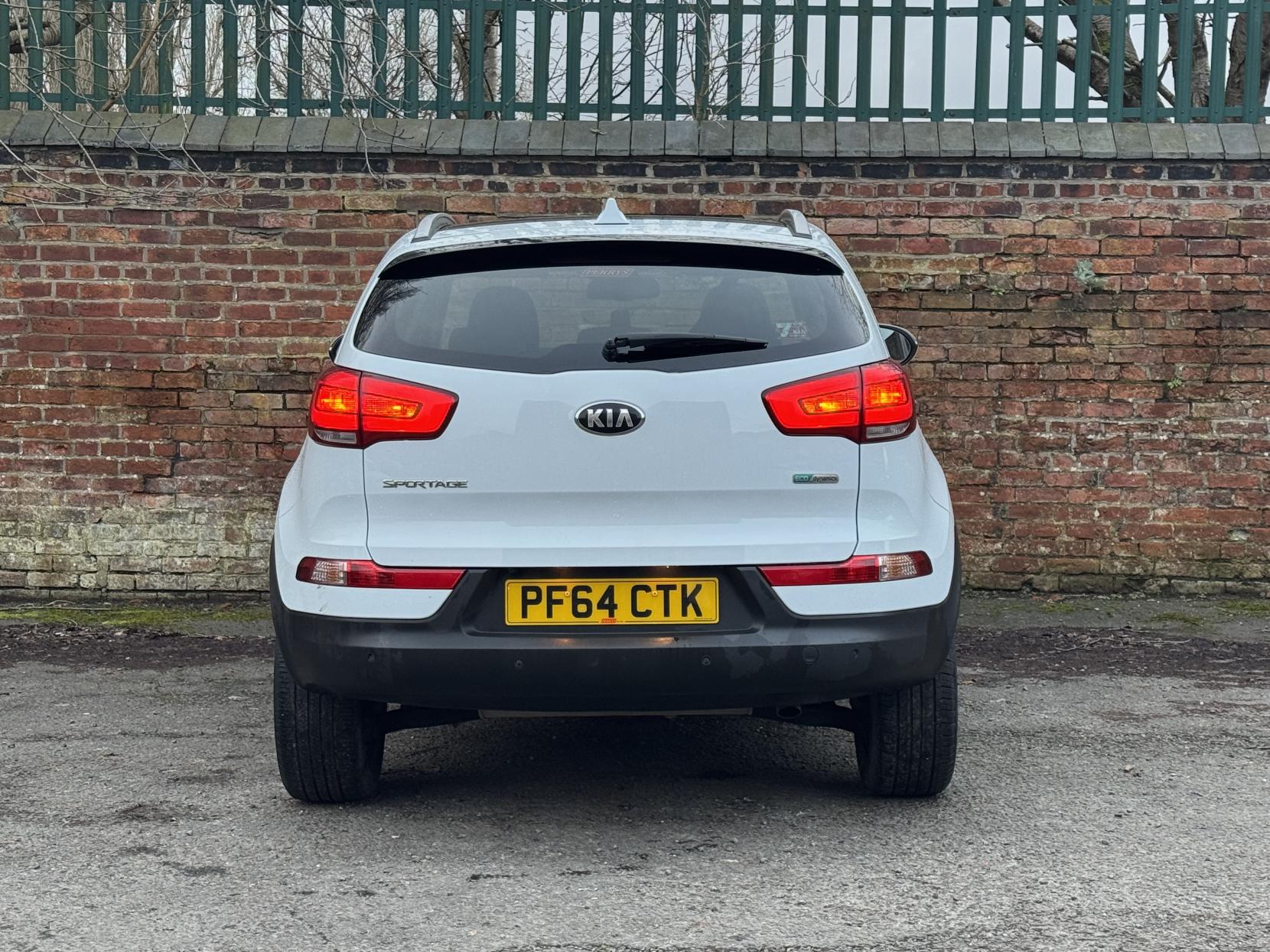 Kia Sportage 1.7 CRDi EcoDynamics 3 SUV 5dr Diesel Manual 2WD Euro 5 (s/s) (114 bhp)