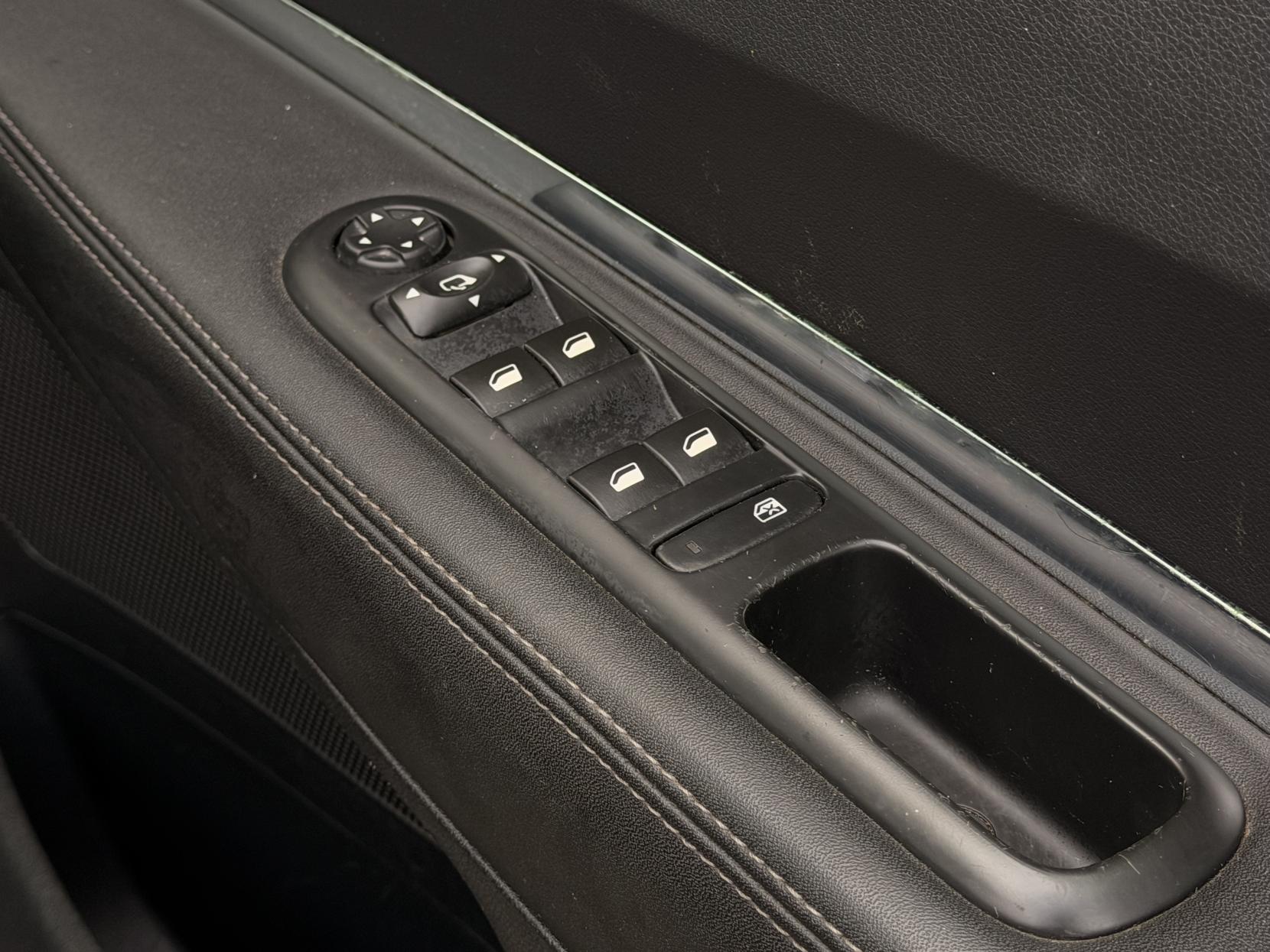 Peugeot 3008 1.6 BlueHDi Allure SUV 5dr Diesel ETG Euro 6 (s/s) (120 ps)