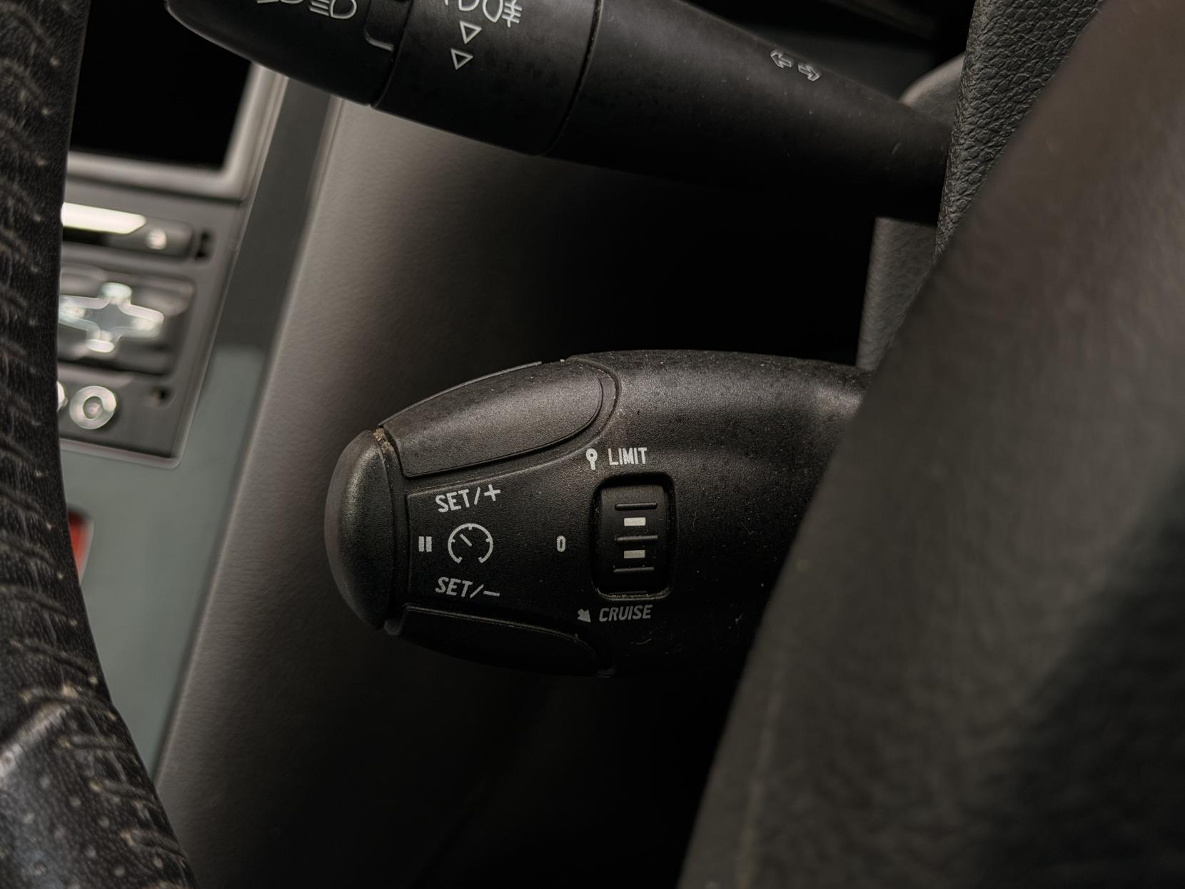 Peugeot 3008 1.6 BlueHDi Allure SUV 5dr Diesel ETG Euro 6 (s/s) (120 ps)