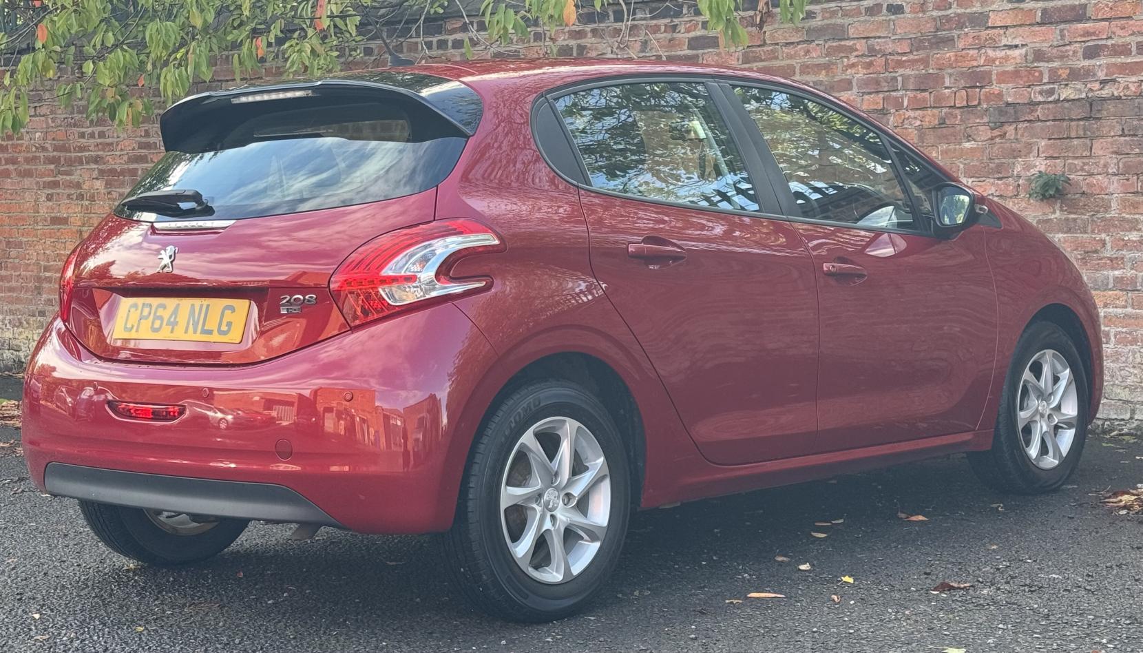 Peugeot 208 1.4 e-HDi Active Hatchback 5dr Diesel EGC Euro 5 (s/s) (70 ps)