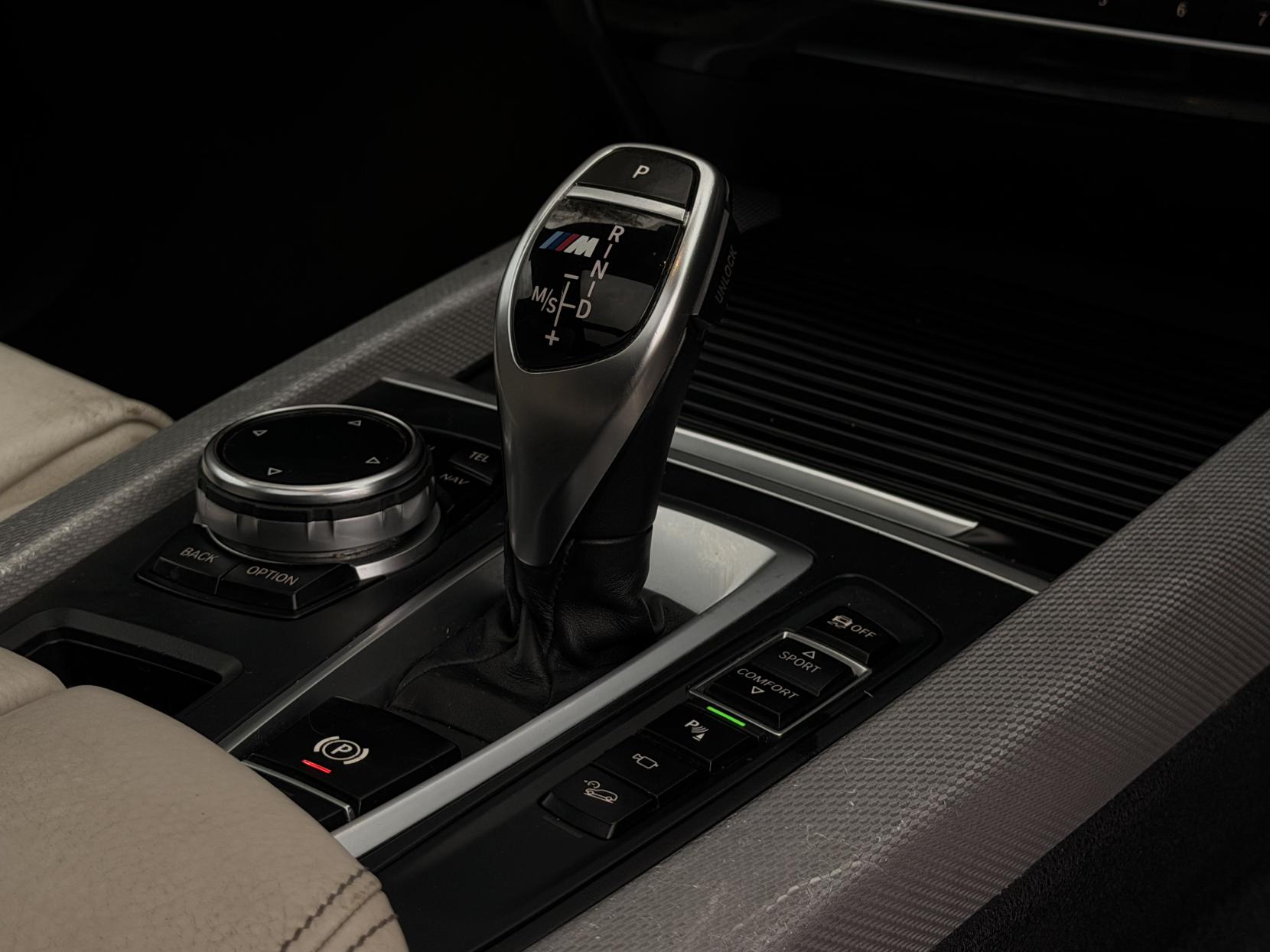 BMW X5 3.0 M50d SUV 5dr Diesel Auto xDrive Euro 6 (s/s) (381 ps)