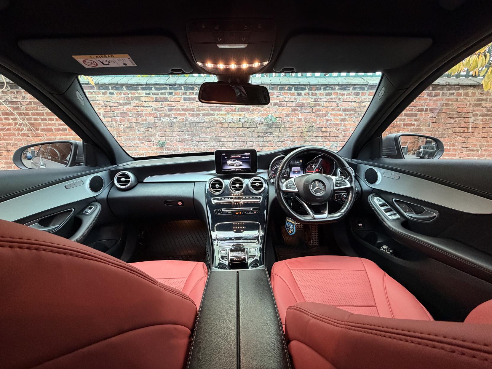 Mercedes-Benz C Class 2.1 C220 BlueTEC AMG Line Saloon 4dr Diesel G-Tronic+ Euro 6 (s/s) (170 ps)