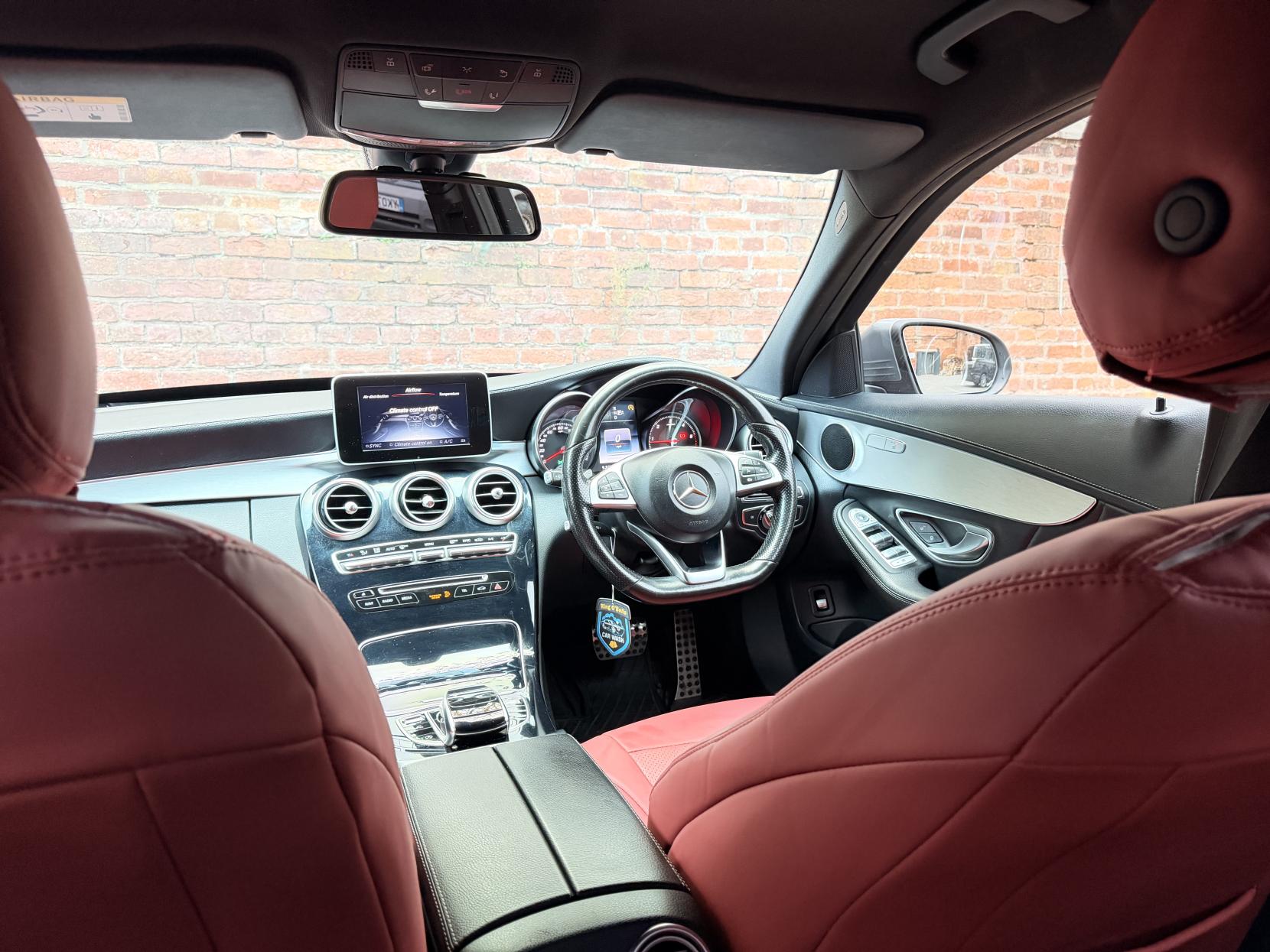 Mercedes-Benz C Class 2.1 C220 BlueTEC AMG Line Saloon 4dr Diesel G-Tronic+ Euro 6 (s/s) (170 ps)