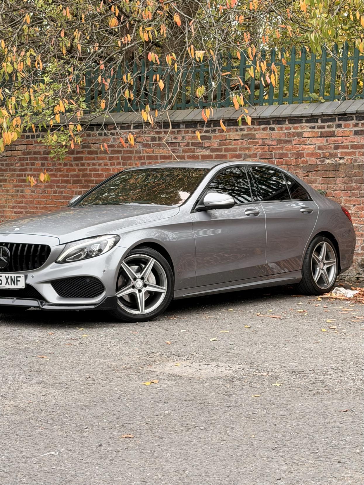 Mercedes-Benz C Class 2.1 C220 BlueTEC AMG Line Saloon 4dr Diesel G-Tronic+ Euro 6 (s/s) (170 ps)