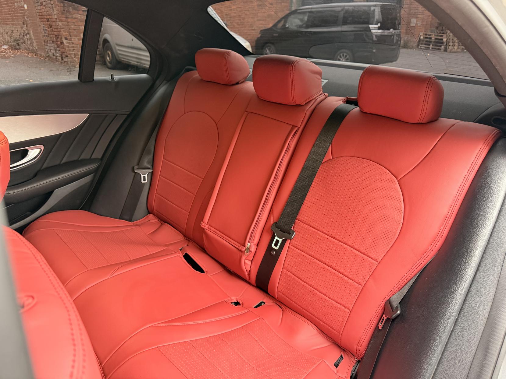 Mercedes-Benz C Class 2.1 C220 BlueTEC AMG Line Saloon 4dr Diesel G-Tronic+ Euro 6 (s/s) (170 ps)