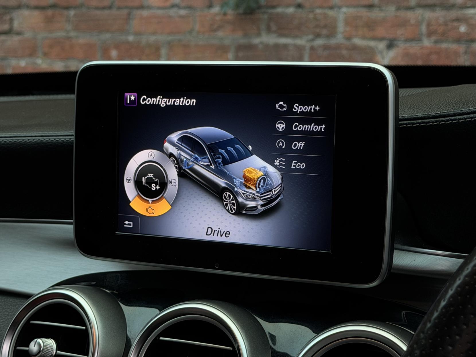 Mercedes-Benz C Class 2.1 C220 BlueTEC AMG Line Saloon 4dr Diesel G-Tronic+ Euro 6 (s/s) (170 ps)