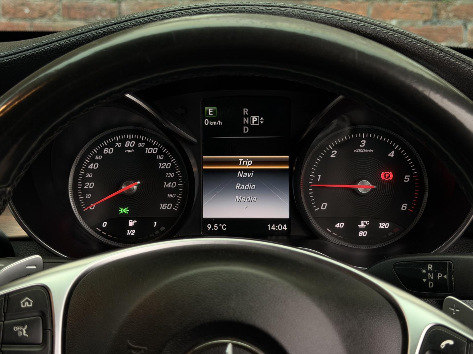 Mercedes-Benz C Class 2.1 C220 BlueTEC AMG Line Saloon 4dr Diesel G-Tronic+ Euro 6 (s/s) (170 ps)