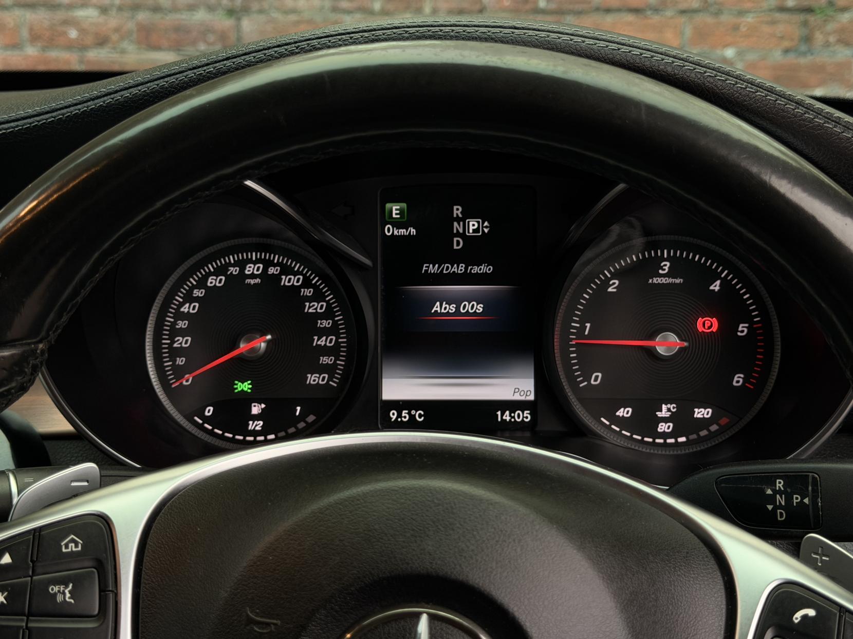 Mercedes-Benz C Class 2.1 C220 BlueTEC AMG Line Saloon 4dr Diesel G-Tronic+ Euro 6 (s/s) (170 ps)