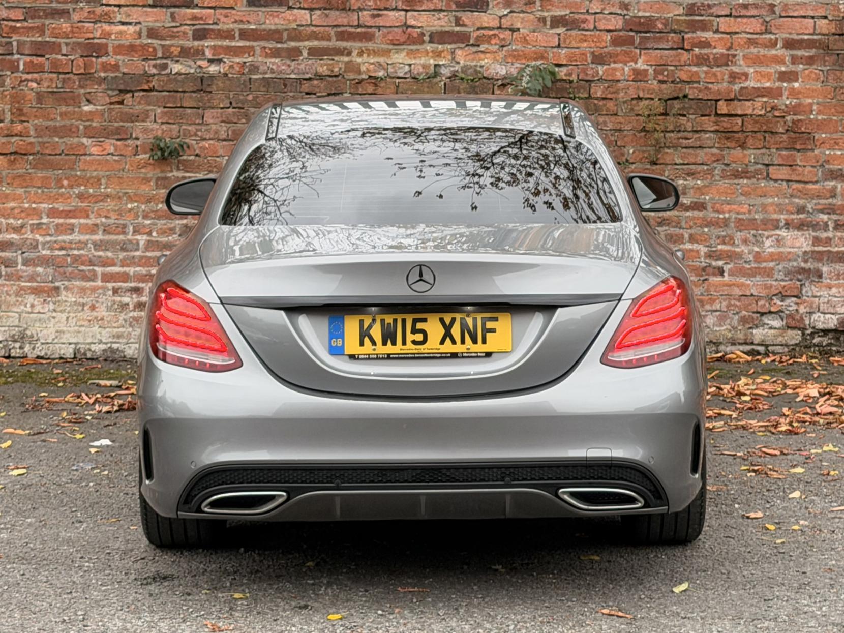 Mercedes-Benz C Class 2.1 C220 BlueTEC AMG Line Saloon 4dr Diesel G-Tronic+ Euro 6 (s/s) (170 ps)