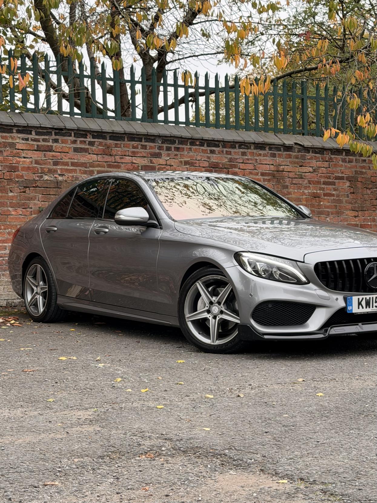 Mercedes-Benz C Class 2.1 C220 BlueTEC AMG Line Saloon 4dr Diesel G-Tronic+ Euro 6 (s/s) (170 ps)