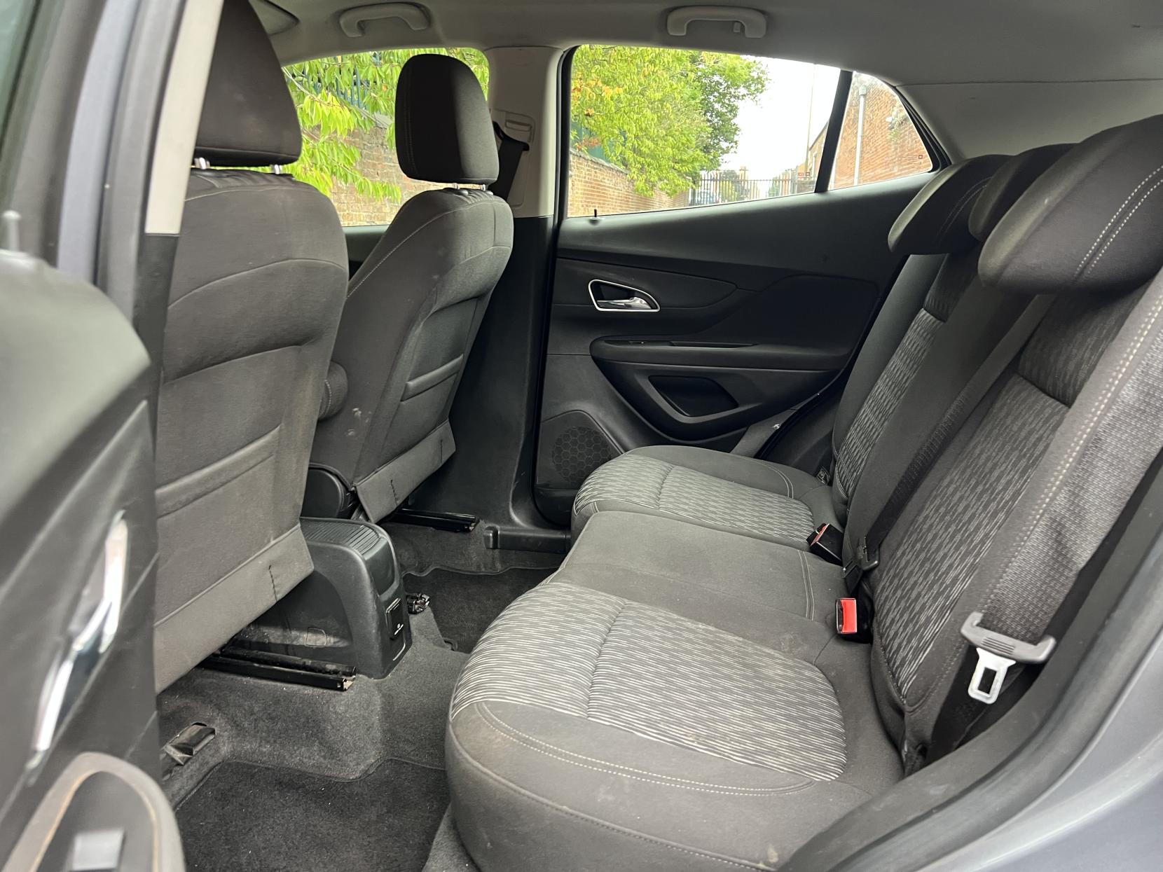 Vauxhall Mokka 1.7 CDTi Exclusiv SUV 5dr Diesel Auto 2WD Euro 5 (130 ps)