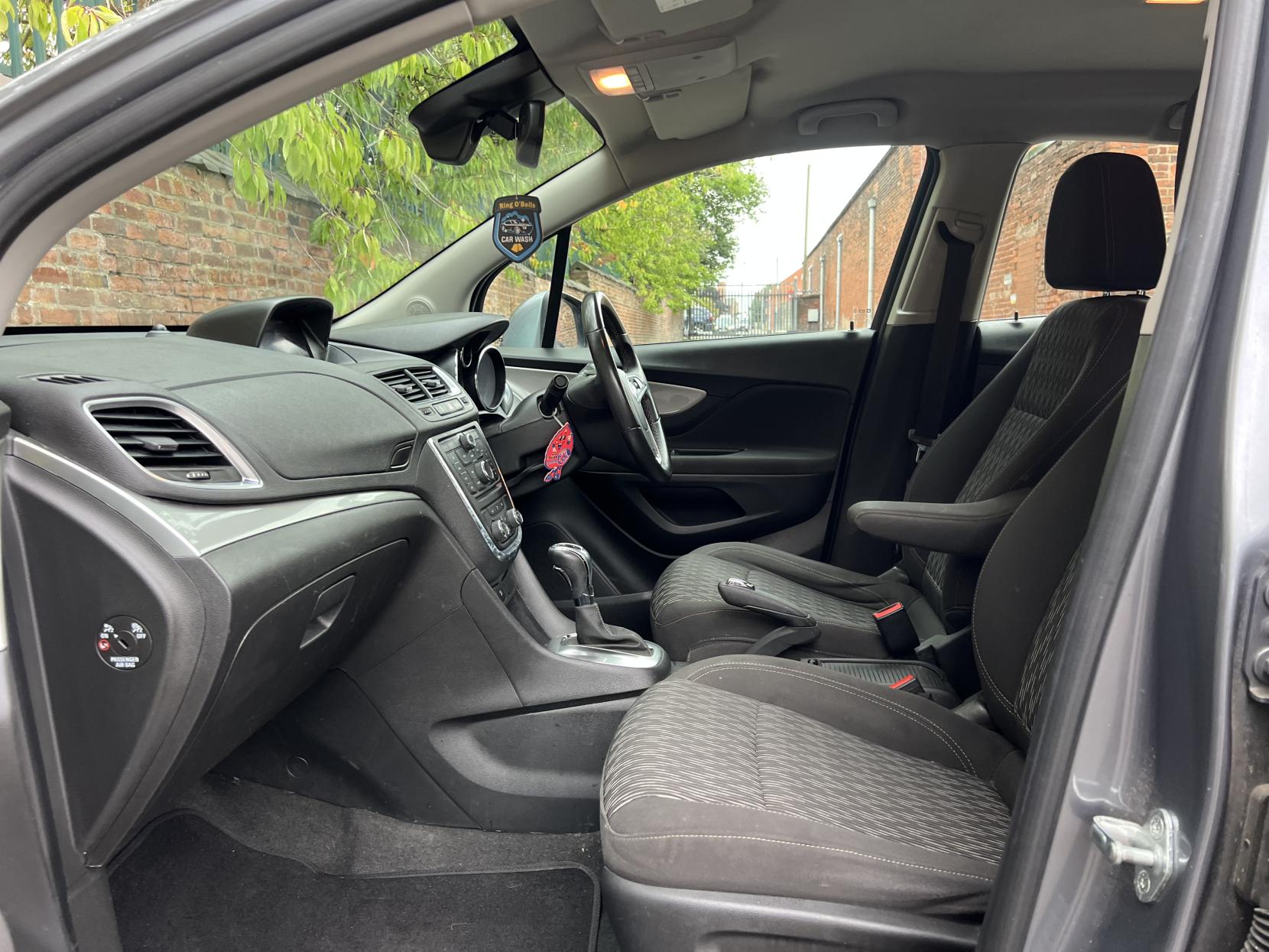 Vauxhall Mokka 1.7 CDTi Exclusiv SUV 5dr Diesel Auto 2WD Euro 5 (130 ps)