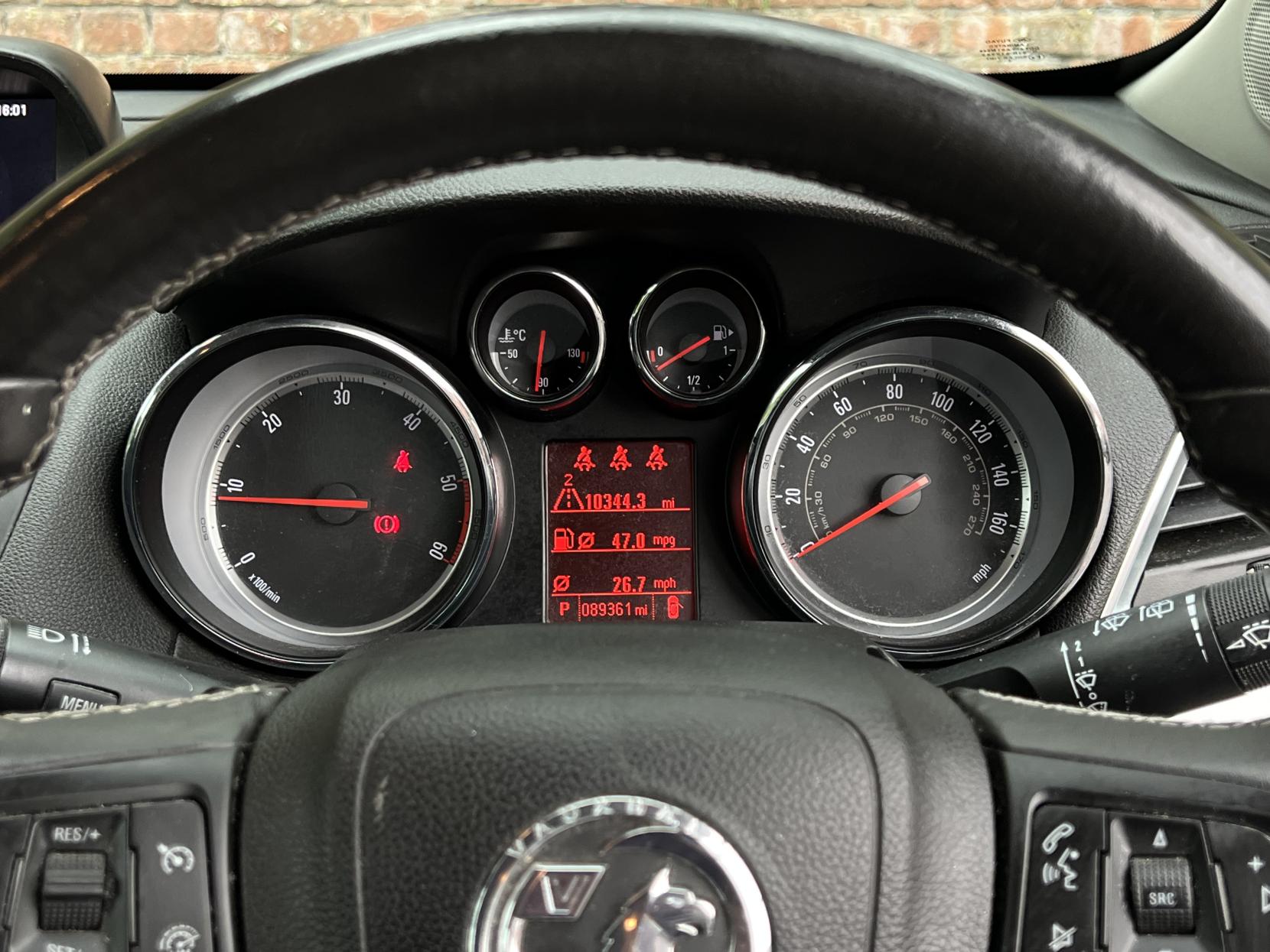 Vauxhall Mokka 1.7 CDTi Exclusiv SUV 5dr Diesel Auto 2WD Euro 5 (130 ps)