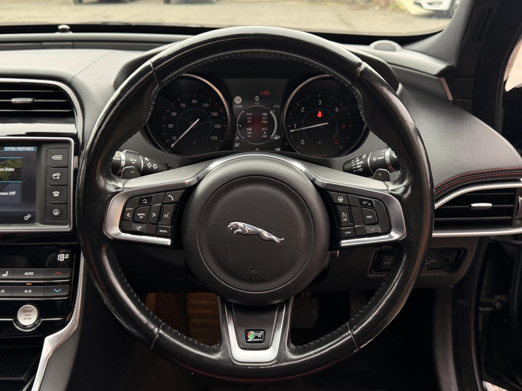 Jaguar XE 2.0d R-Sport Saloon 4dr Diesel Auto AWD Euro 6 (s/s) (180 ps)