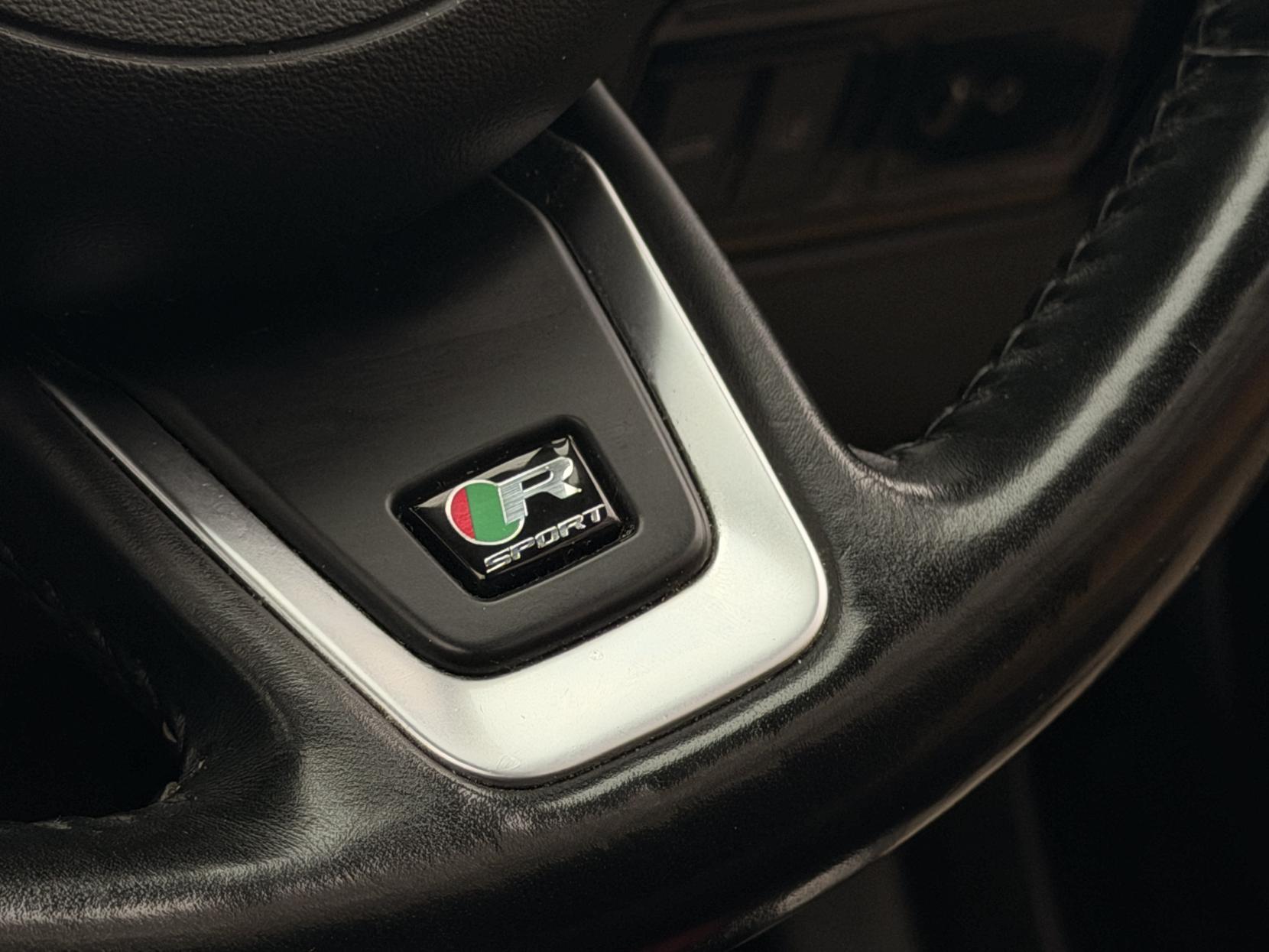 Jaguar XE 2.0d R-Sport Saloon 4dr Diesel Auto AWD Euro 6 (s/s) (180 ps)