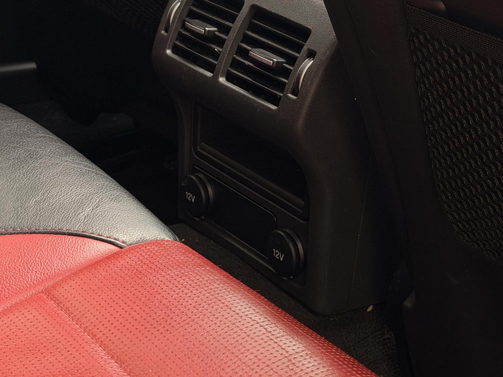 Jaguar XE 2.0d R-Sport Saloon 4dr Diesel Auto AWD Euro 6 (s/s) (180 ps)