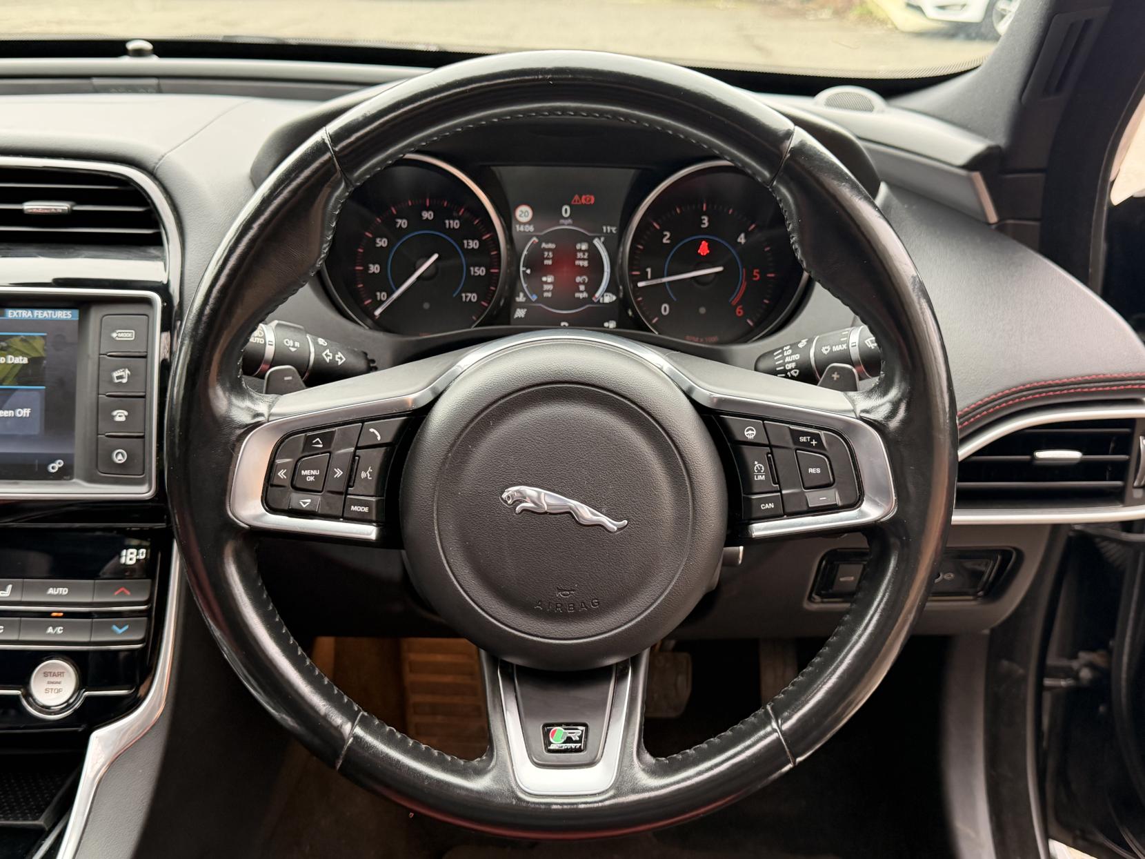 Jaguar XE 2.0d R-Sport Saloon 4dr Diesel Auto AWD Euro 6 (s/s) (180 ps)