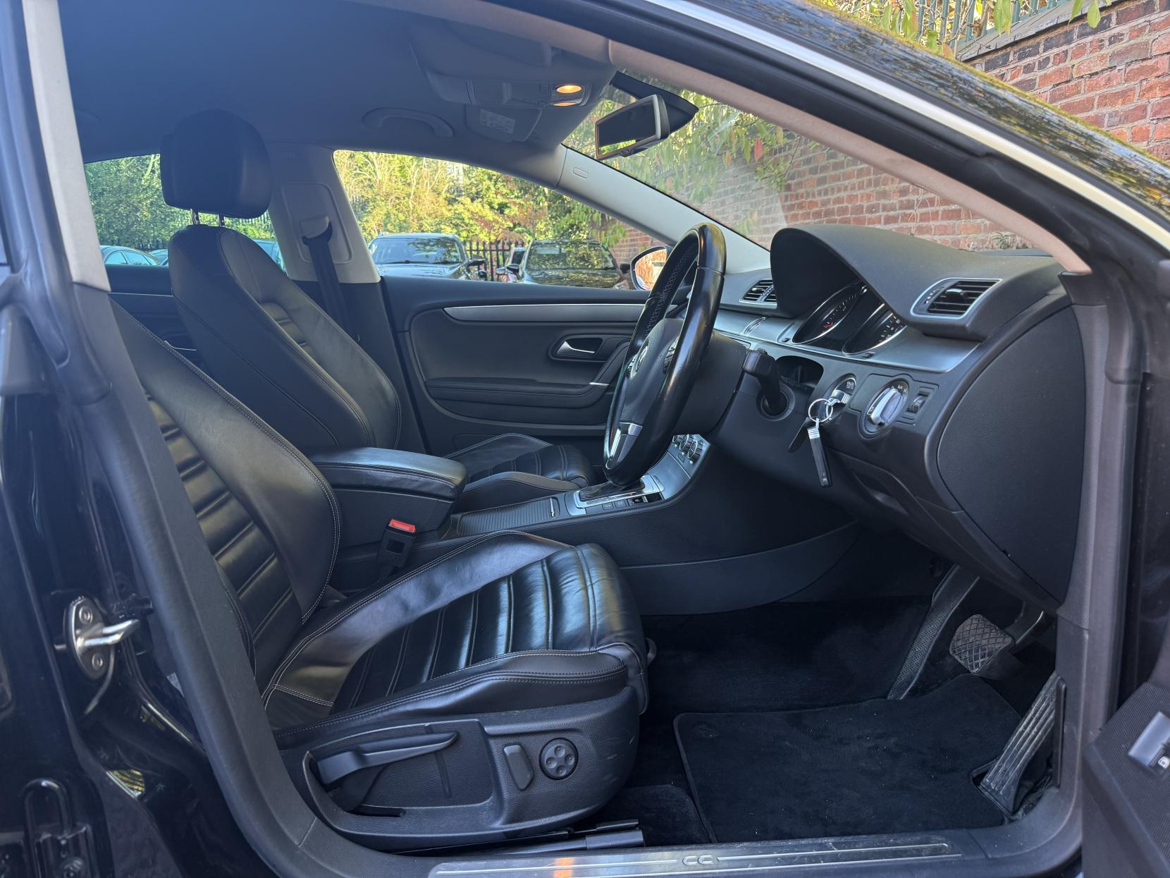 Volkswagen CC 2.0 TDI BlueMotion Tech GT Saloon 4dr Diesel DSG Euro 5 (s/s) (140 ps)