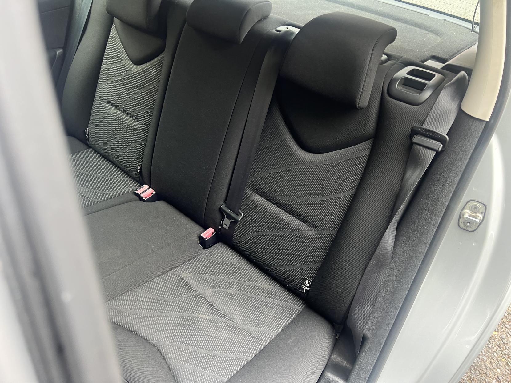Peugeot 308 1.6 HDi FAP S Hatchback 5dr Diesel EGC (114 g/km, 112 bhp)